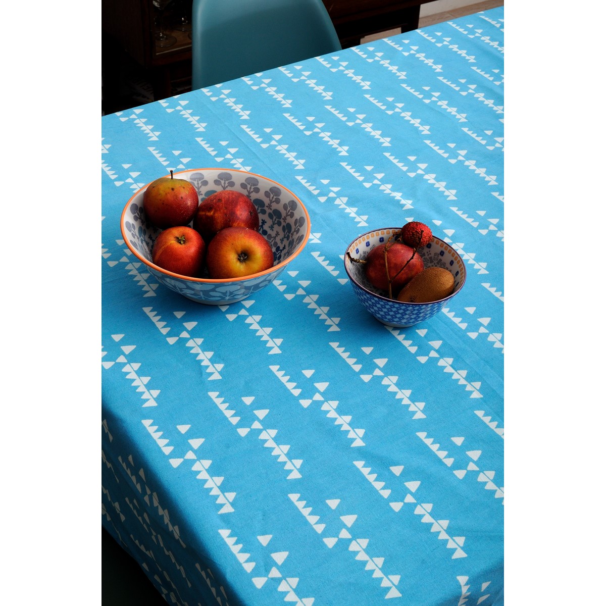 Nappe Motif Bois : Nappe carr?e PARADISE motif ALLOVER par Baobab Nappe Motif Bois : Nappe carr?e PARADISE motif ALLOVER par Baobab